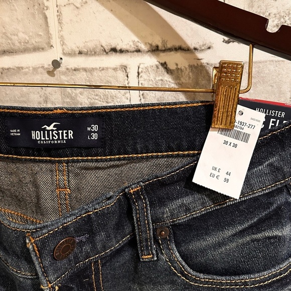 Hollister NWT Epic Flex Skinny Jeans Mens 30x30 W30 L30 Ripped Denim​​​ - Picture 2 of 5